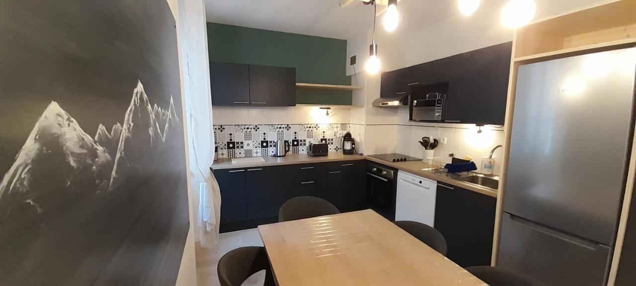 Tres Bel Appartement T3 Hyper Centre Entierement Renove En 2022 Luz-Saint-Sauveur Exteriér fotografie
